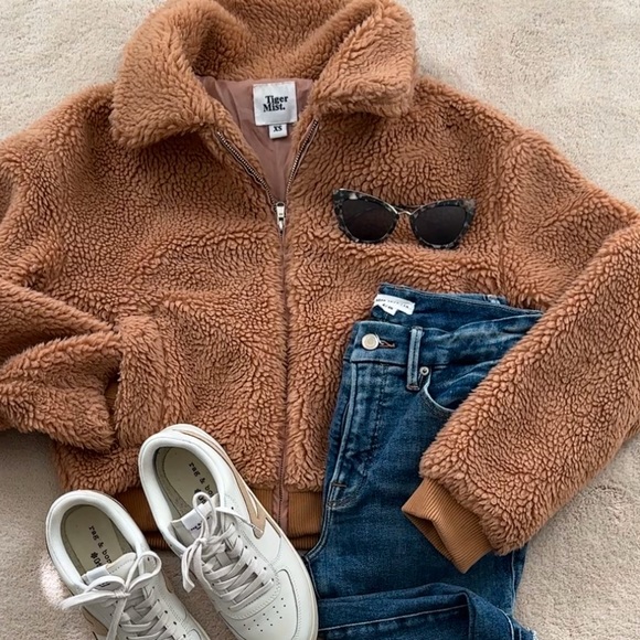 Max Mara Cat Eye Sunglasses - Picture 4 of 4